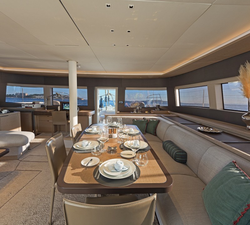 Main Deck Dining