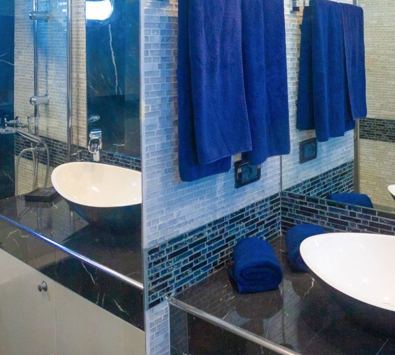 Ensuite bathroom