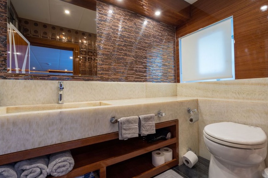 Ensuite bathroom