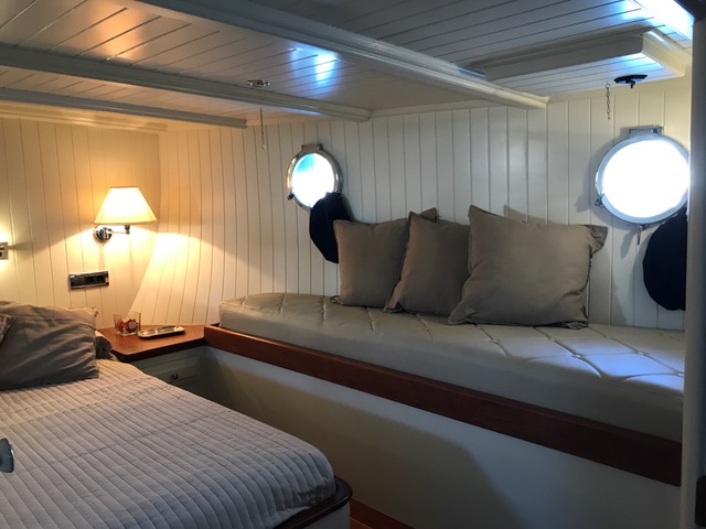 Twin Cabin