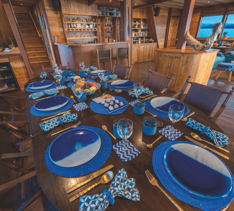 Dining Set Up