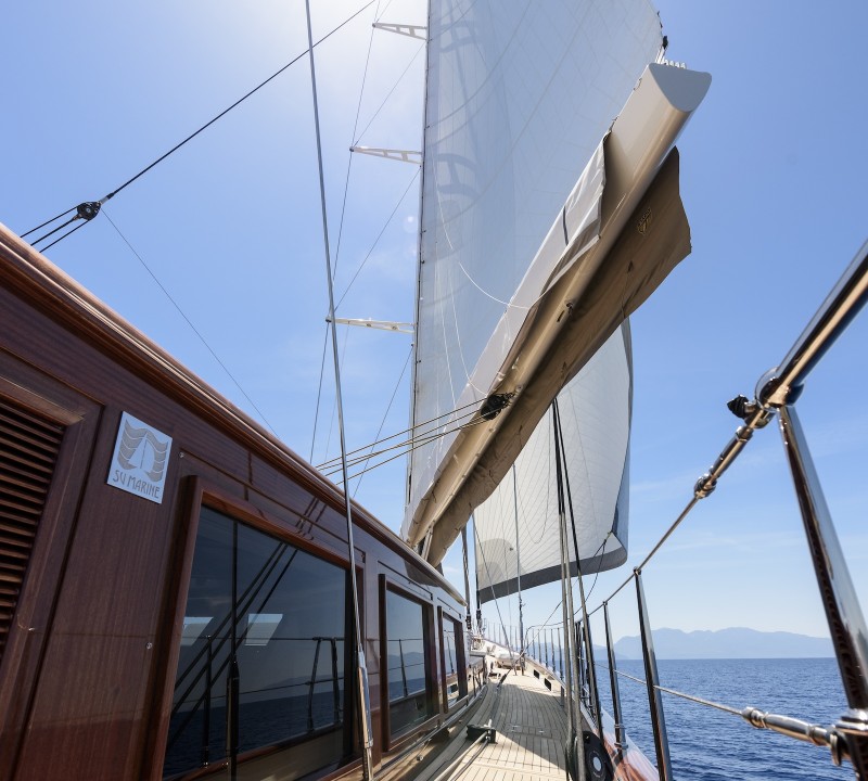 Side Deck