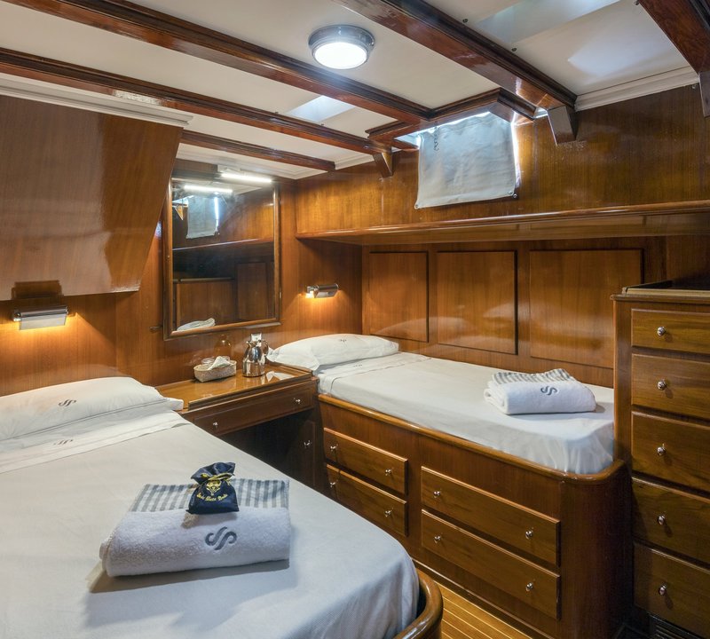 Twin Cabin