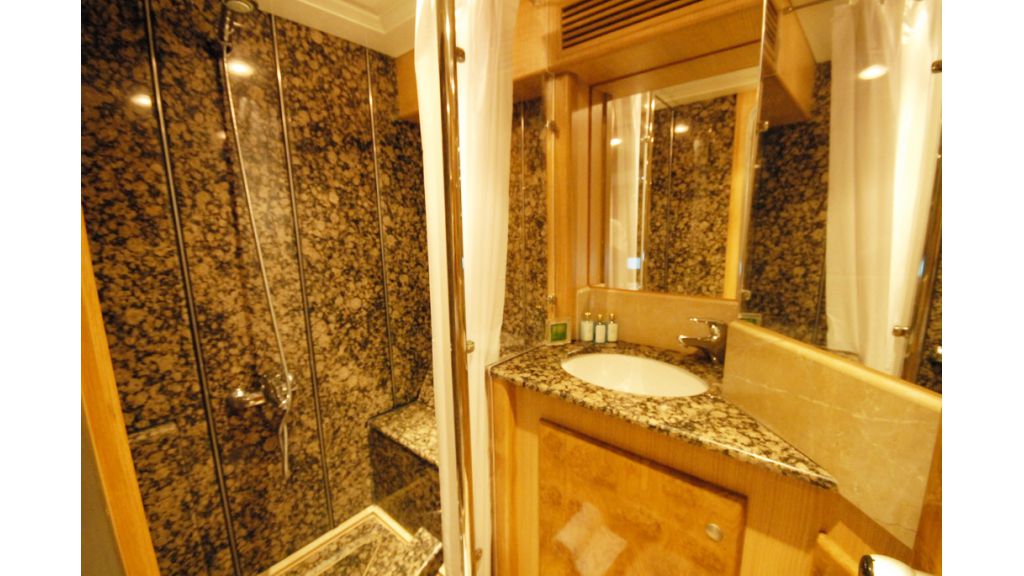SY SUHEYLA SULTAN Bathroom