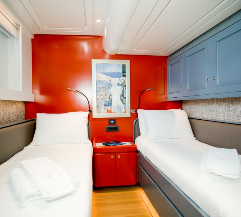 Twin Cabin
