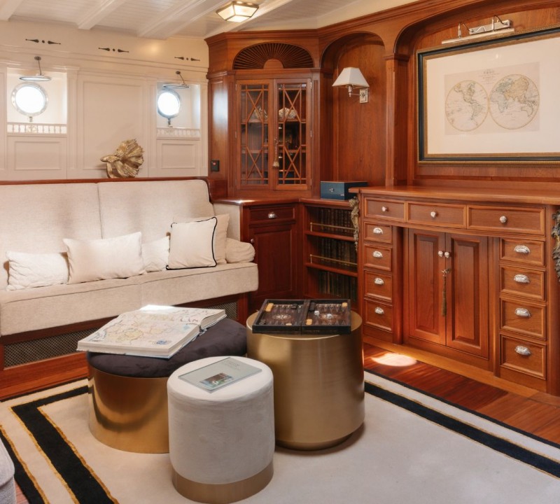 Saloon