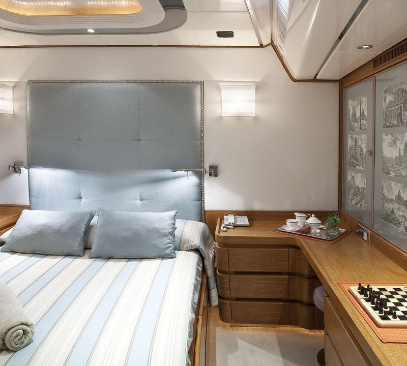 Double Cabin