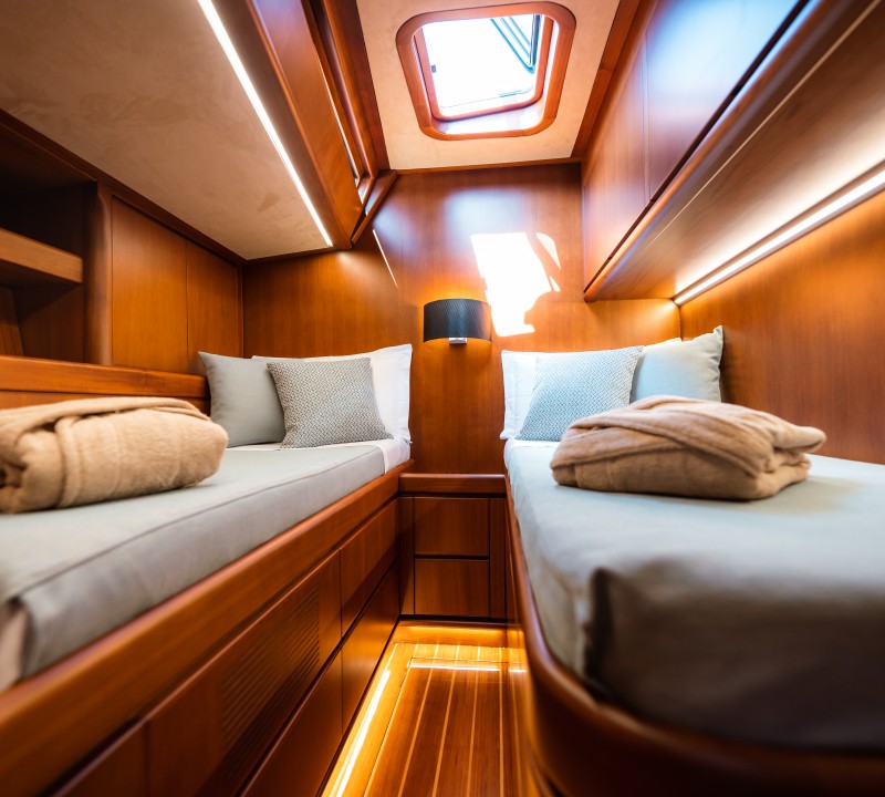 Twin Cabin