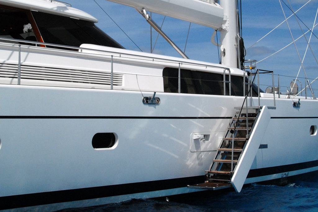 Sail Yacht HYPERION - Side Boarding Ladder