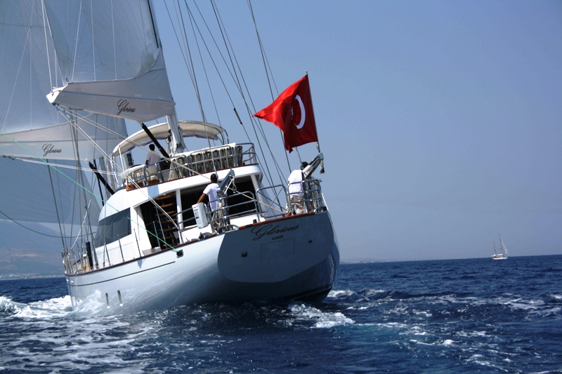 Sailing yacht GLORIOUS - Aft View