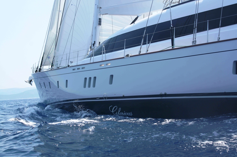 Sailing yacht GLORIOUS - Hull