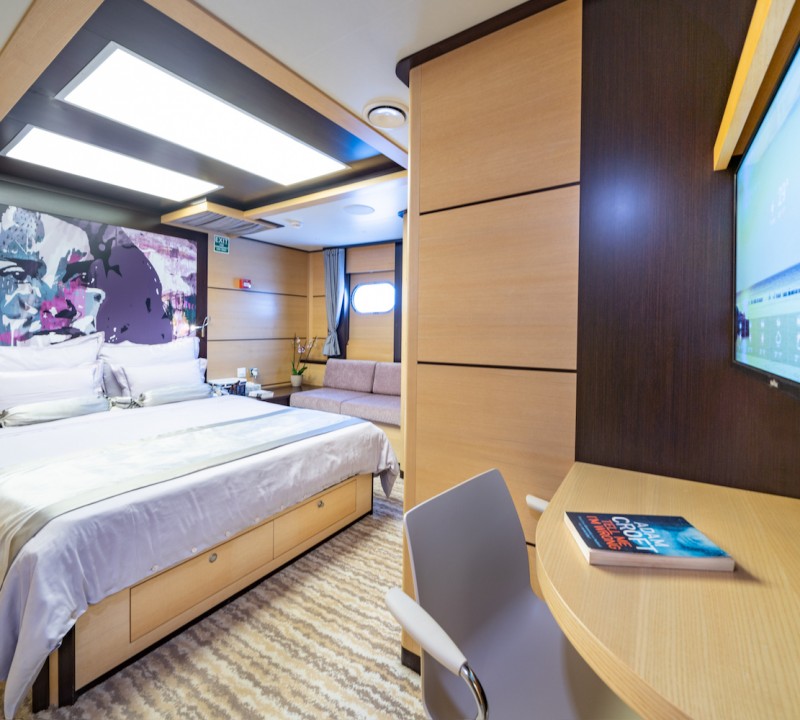 Selma Double Cabin