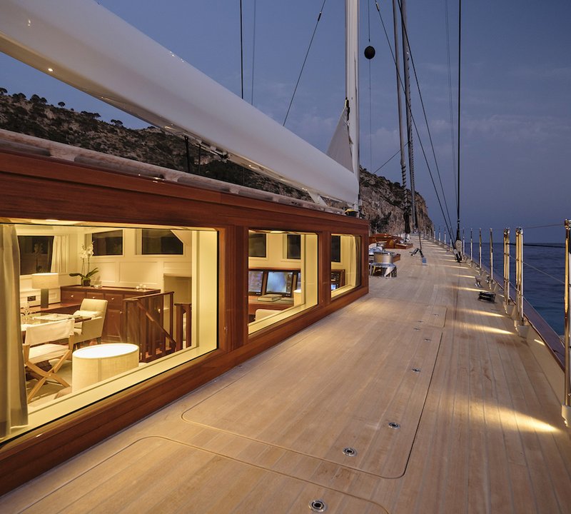 Side Deck