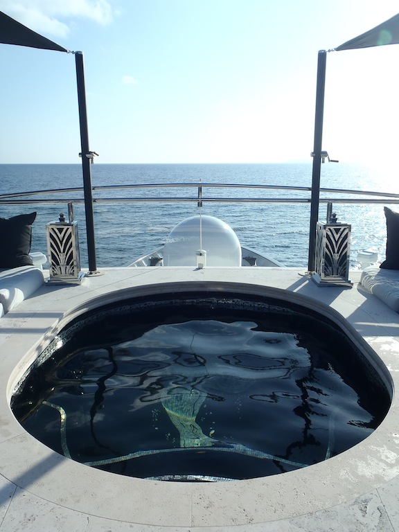Silver Angel Pool
Luxury yacht SILVER ANGEL - Pool