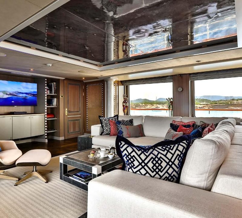 Sky Lounge Upper Deck