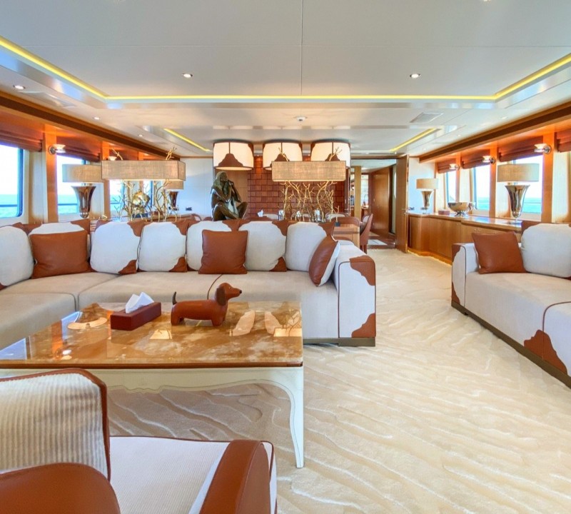 Spacious Main Salon