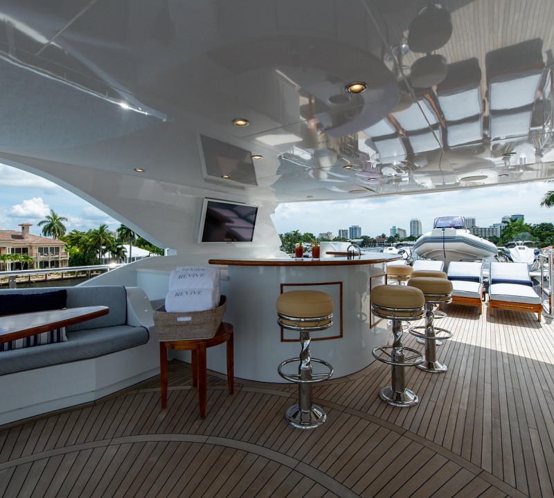Sun Deck Bar