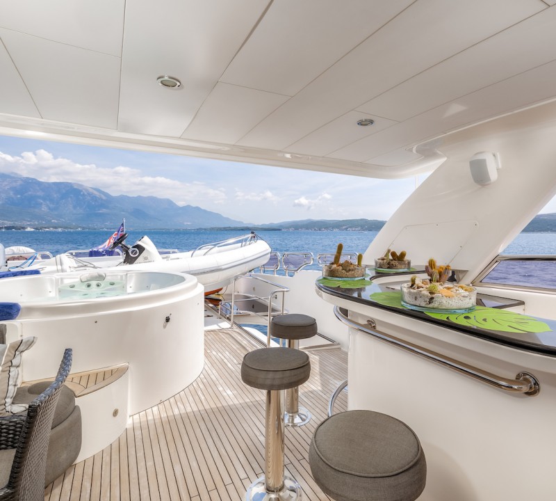 Sun Deck Bar