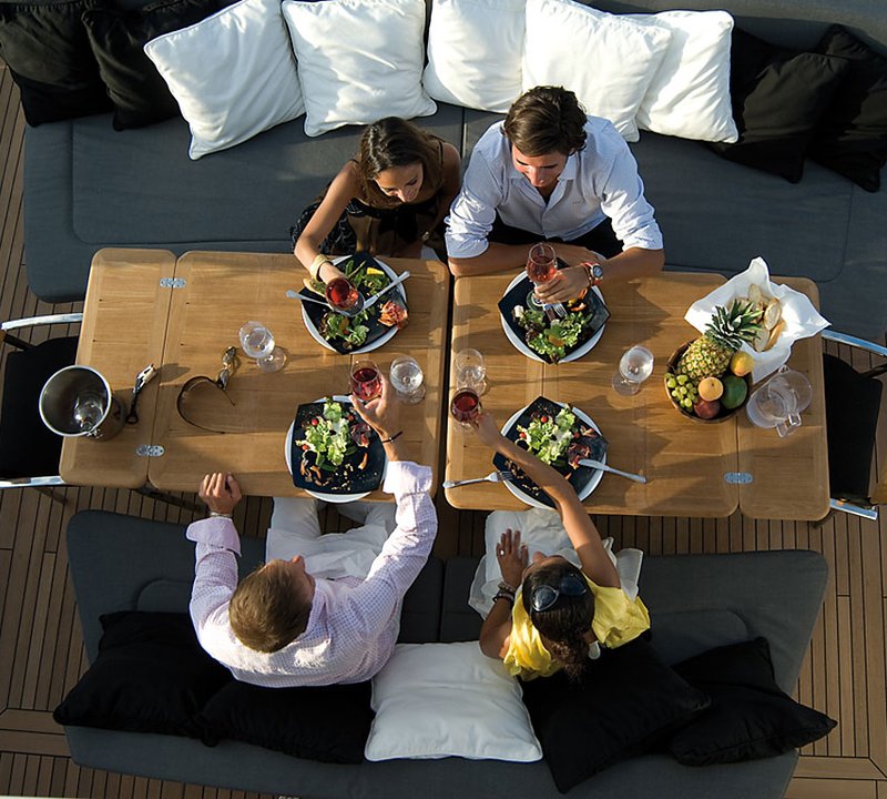 Sunseeker Predator 92 - Al Fresco Dining On The Aft Deck