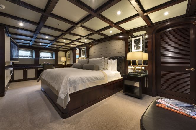 Super yacht THE WELLESLEY - VIP cabin