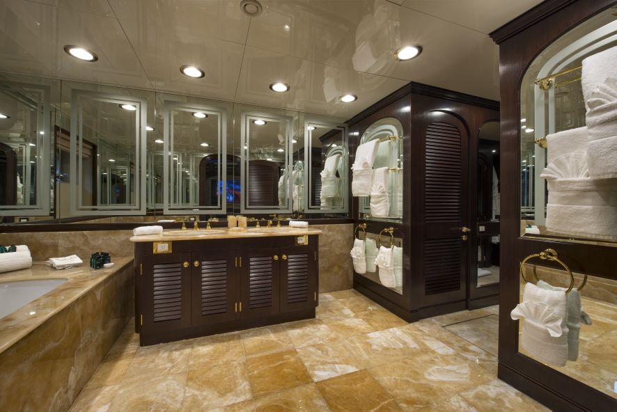 Super yacht THE WELLESLEY - VIP ensuite