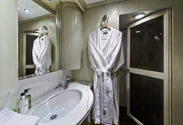 Superfun -  Bathroom