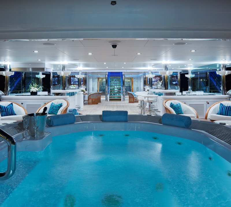 Superyacht PEGASUS V (ex PRINCESS MARIANA) - Swimming Pool