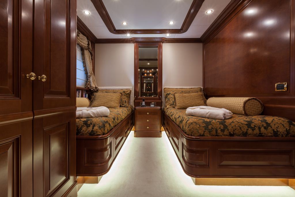 Superyacht PRIDE - Twin Cabin