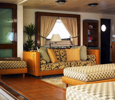 TALITHA - Saloon 2