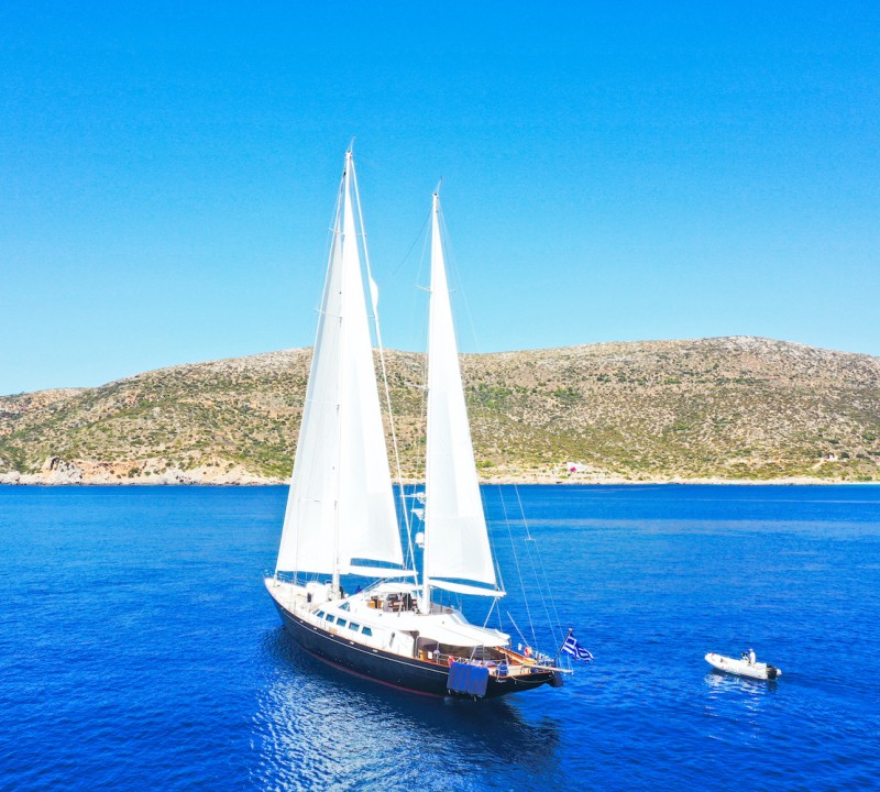TAMARITA Sailing Yacht
