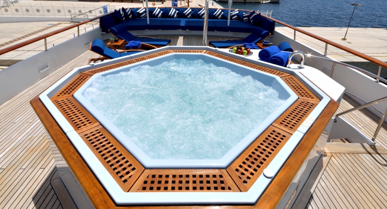 The Mercy Boys - Sundeck Jacuzzi
