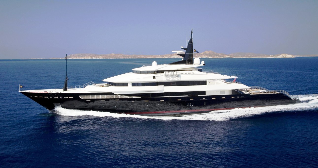 The Oceanco Motor Yacht ALFA NERO - Underway