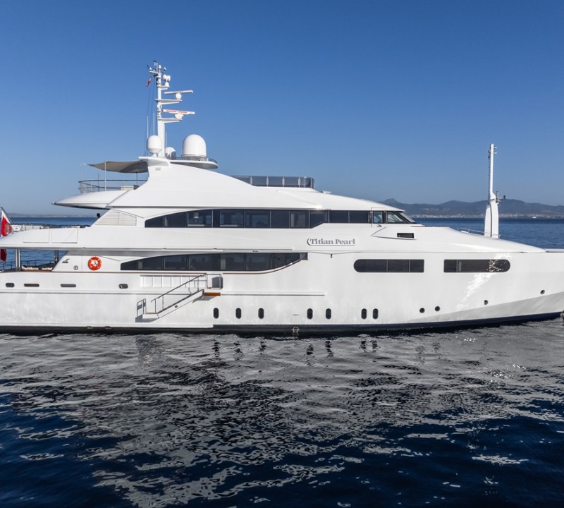 Titian Pearl -  Side Shot Main