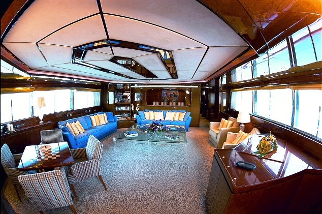 Trinity II -  Main Salon