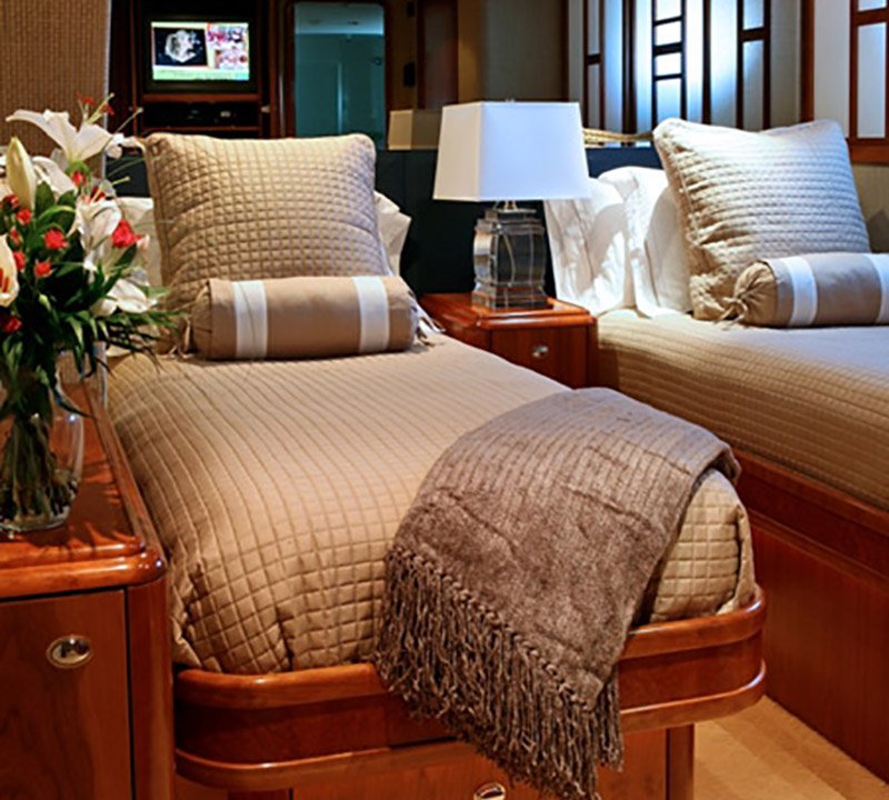 Twin Cabin