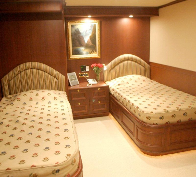 Twin Cabin2