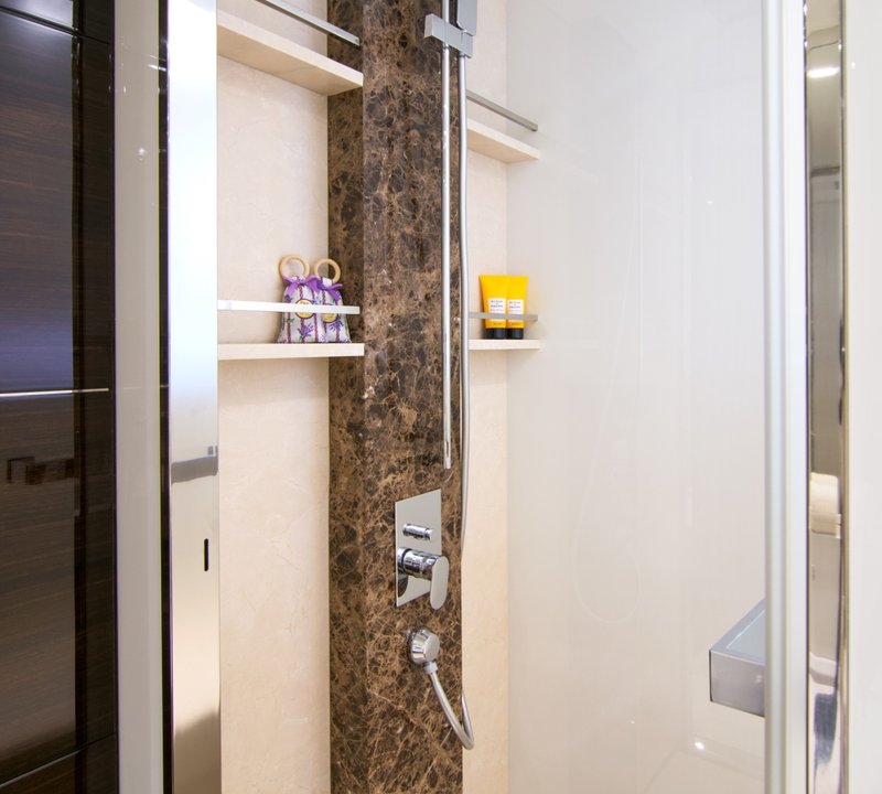 Twin Cabin Shower
