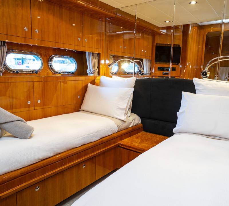 Twin Cabin