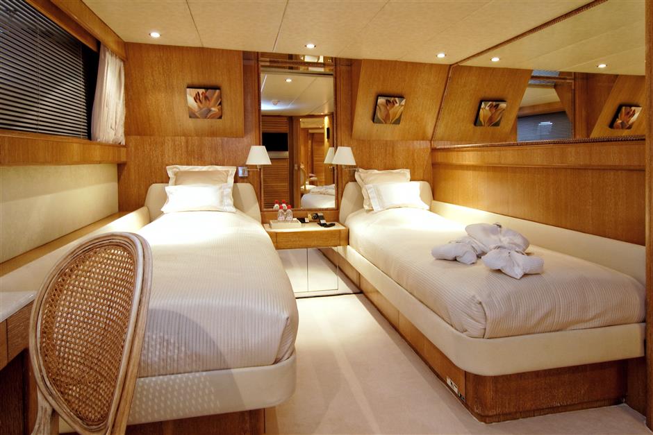 Twin Guest Cabin
