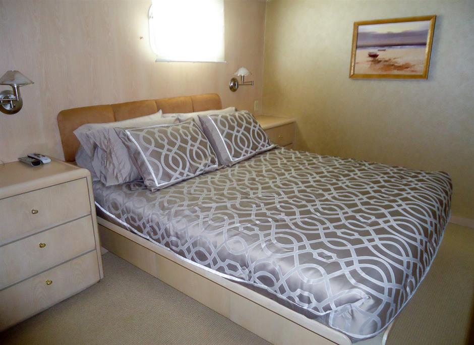 VIP CABIN