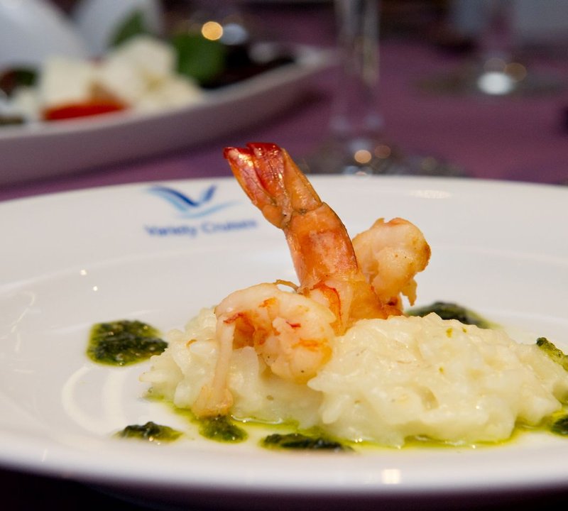 Voyager_lunch