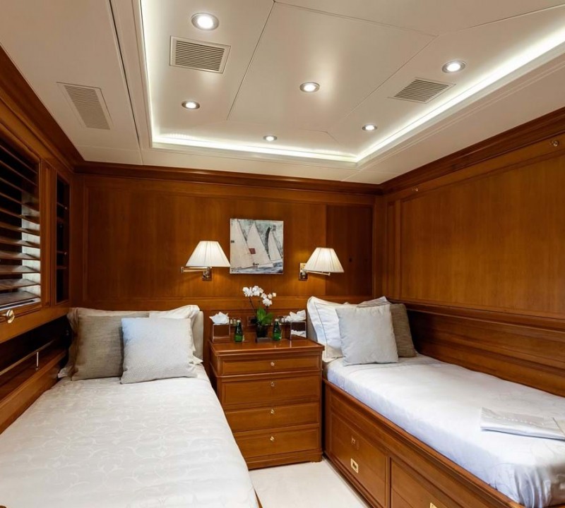 Twin Cabin