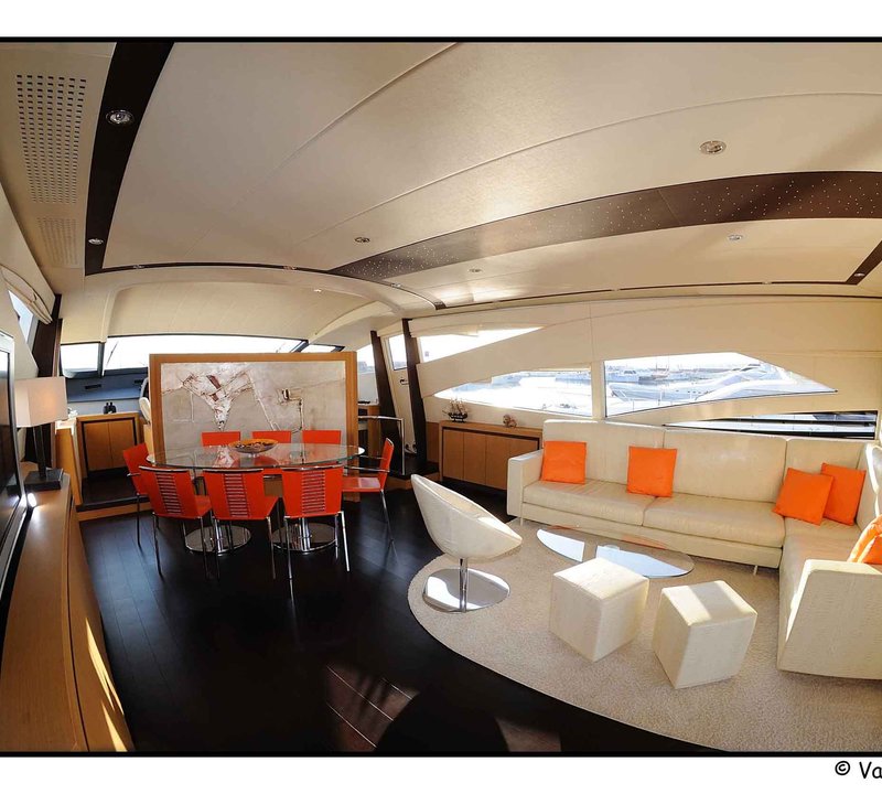 27m Pershing 90 Maximo