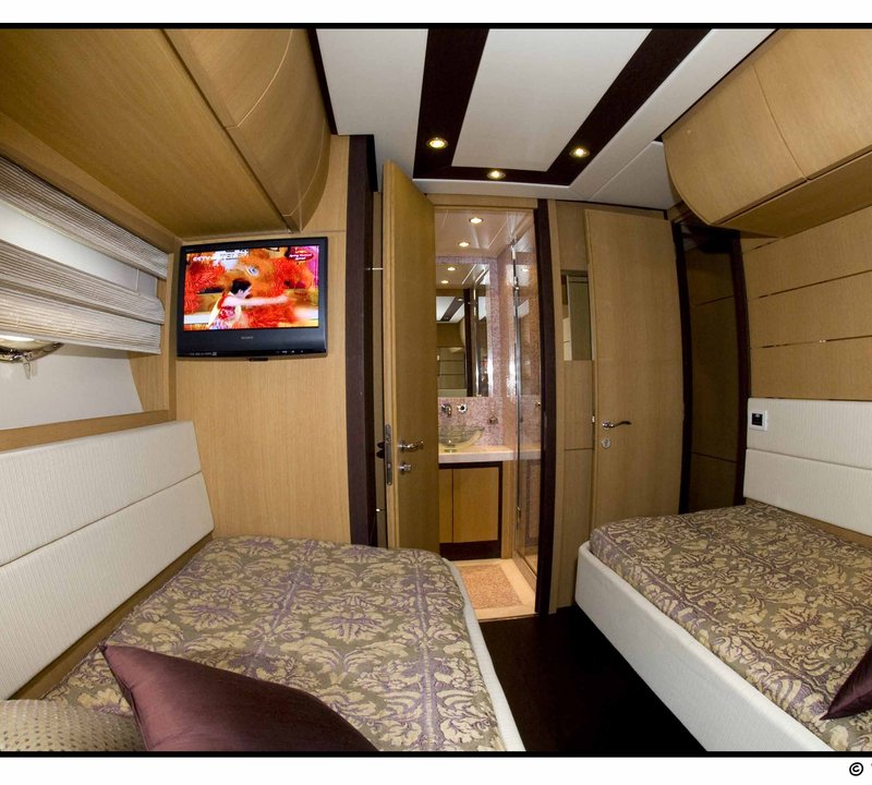 27m Pershing 90 Maximo