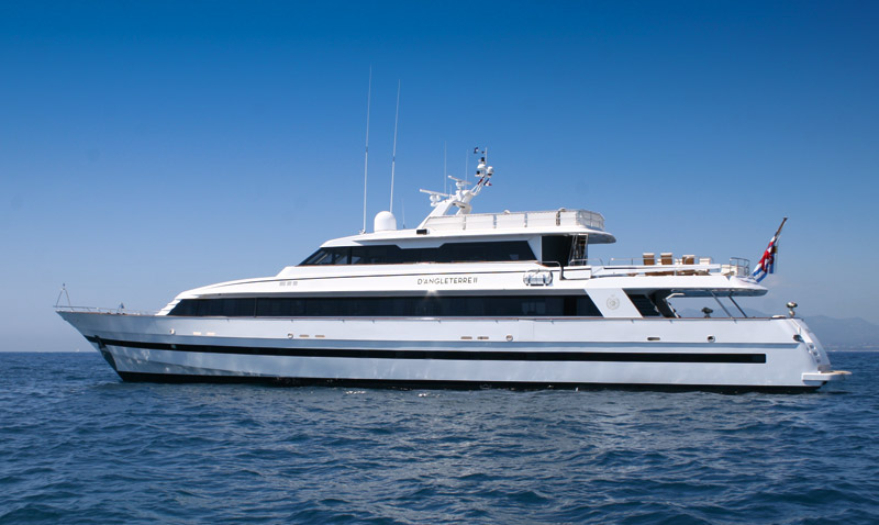 41m Luxury Yacht D'Angleterre II