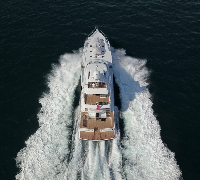 Yacht AL DUHAIL Running Shot