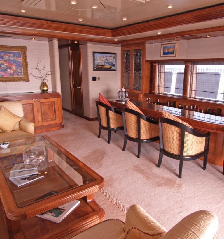 Yacht ALASKA -  Skylounge 2