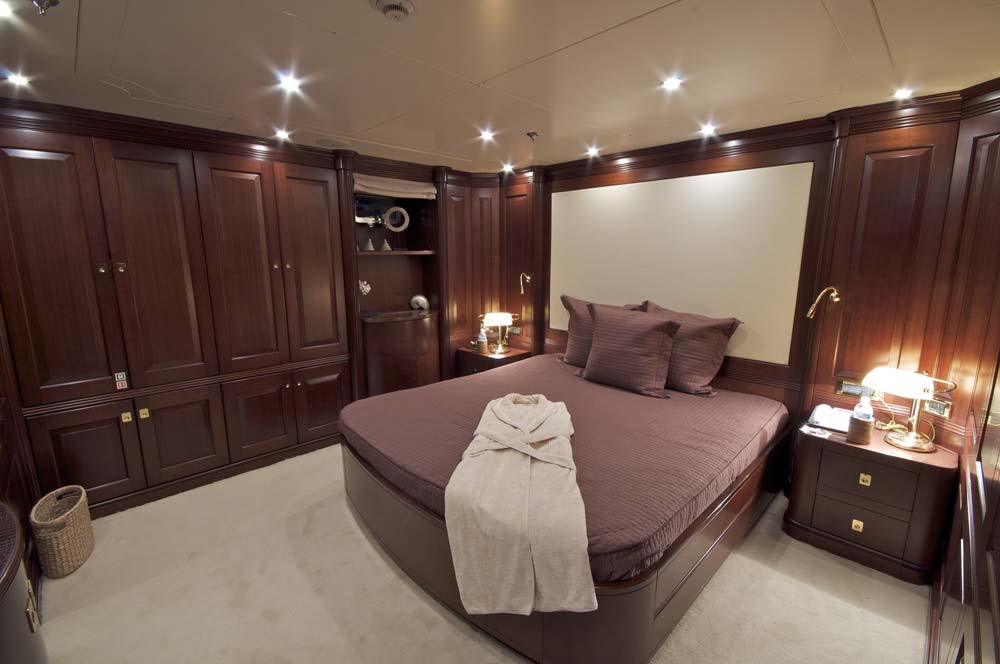 Yacht AZTECA II - Double Cabin