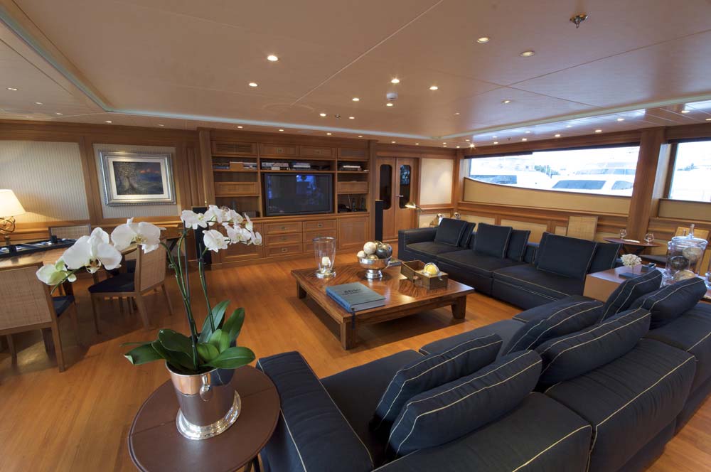 Yacht AZTECA II - Skylounge