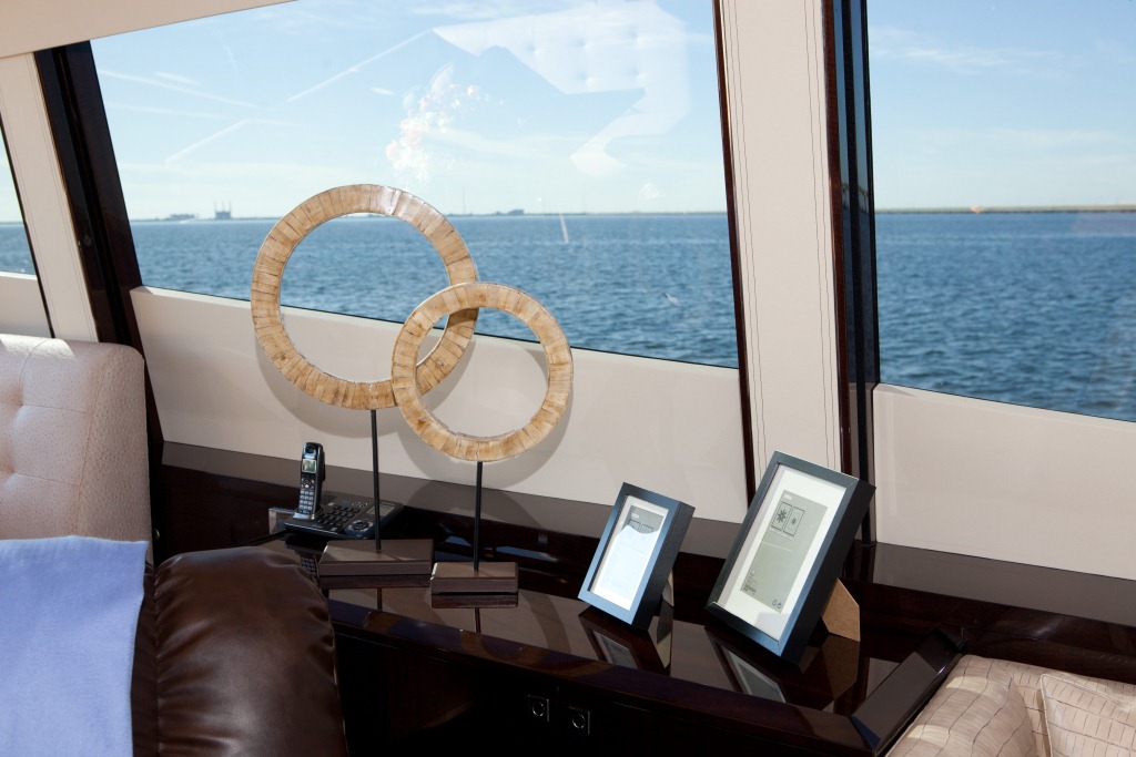 Yacht Algorythm - Master Decor